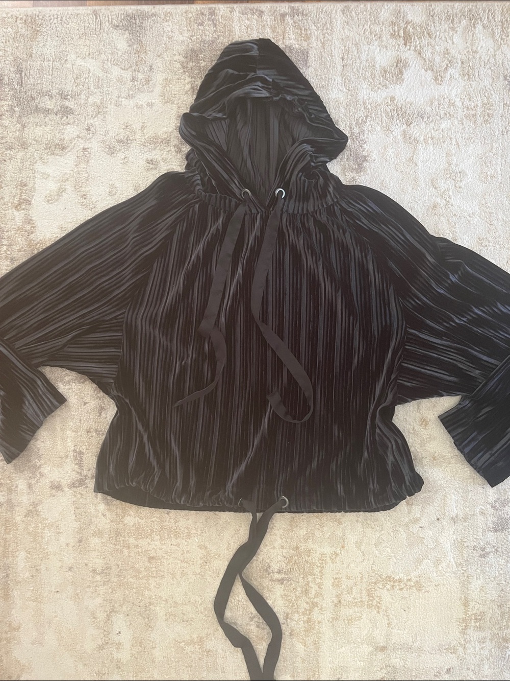 Black Velvet Hoodie with Ribbon Ties Rachel Roy Size Medium
